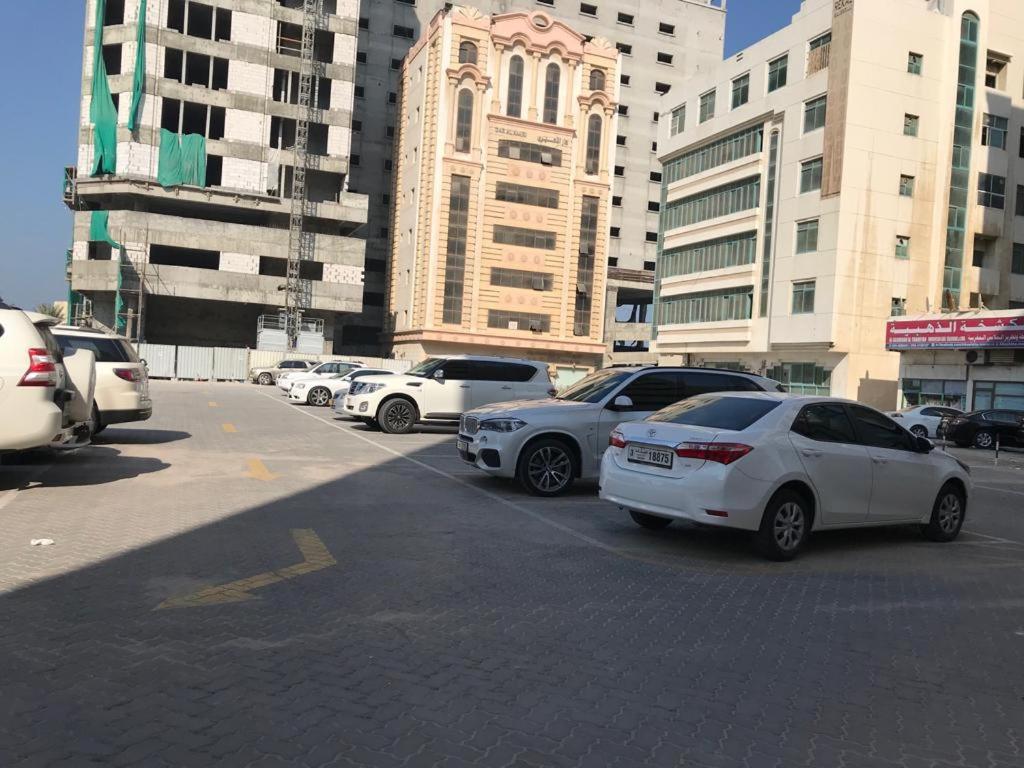 Al Majarah Residence Schardscha Exterior foto